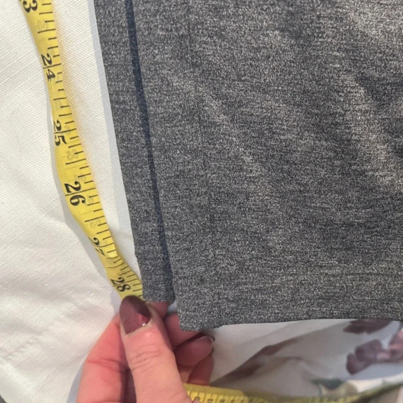 Lululemon On The Fly Pant 28"  Gray Size 8 - Picture 12 of 13